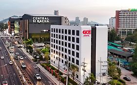 Go Hotel Bowin At Robinson Lifestyle Bowin